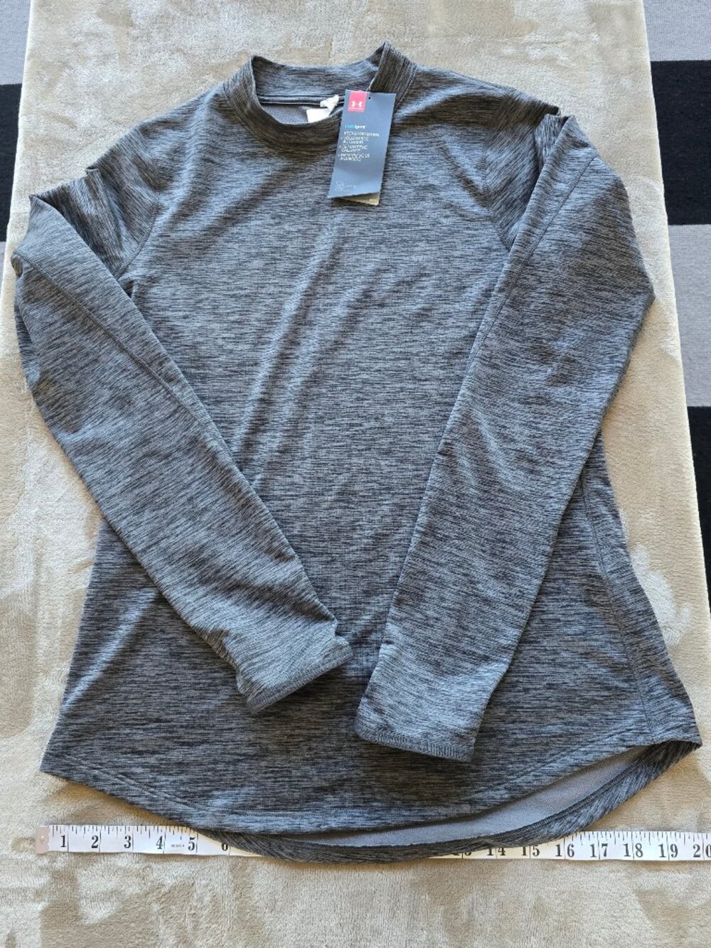 NWT Under Armour ColdGear Women’s Fitted Long Sleeve Top - Grey Heather - Size M